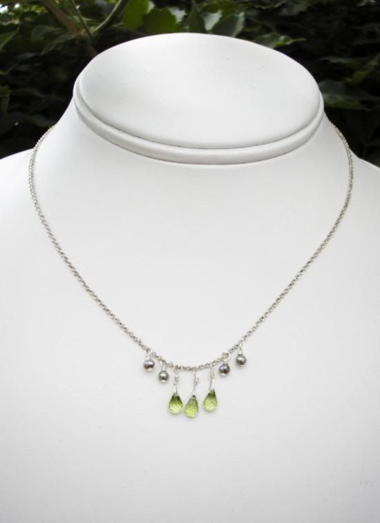 Peridot Briolette Bead Necklace Project on http://community.making-jewelry.com