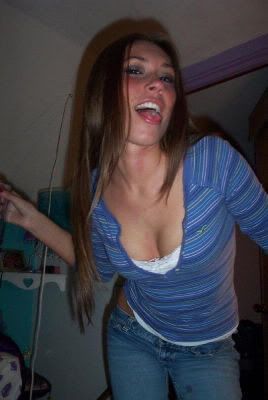 [img width=268 height=400]http://i42.photobucket.com/albums/e303/Likkbisketstudios/Slutbot.jpg[/img]