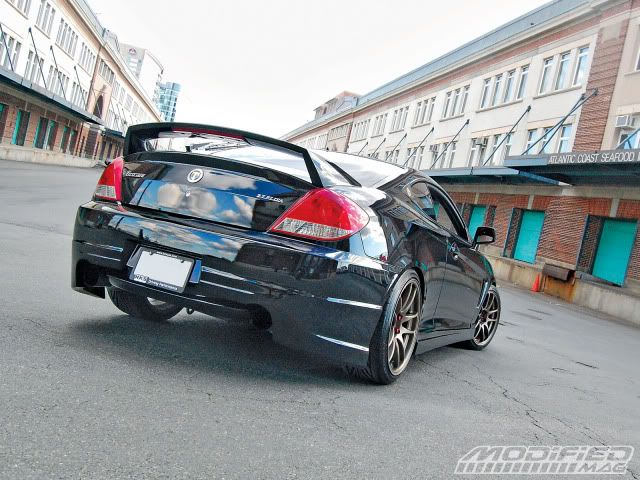 [Image: modp_0910_03_o2003_hyundai_tiburon_.jpg]