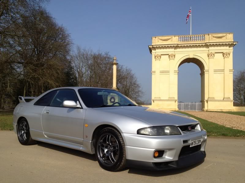 Nissan skyline gtr r33 left hand drive #6