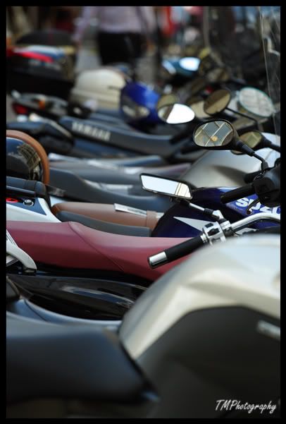 IMAGE: http://i42.photobucket.com/albums/e321/messy_da_legend/BikePark.jpg