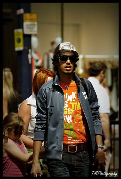 IMAGE: http://i42.photobucket.com/albums/e321/messy_da_legend/MrCool.jpg