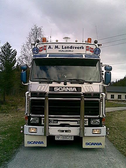 1990scania143500hksemi.jpg