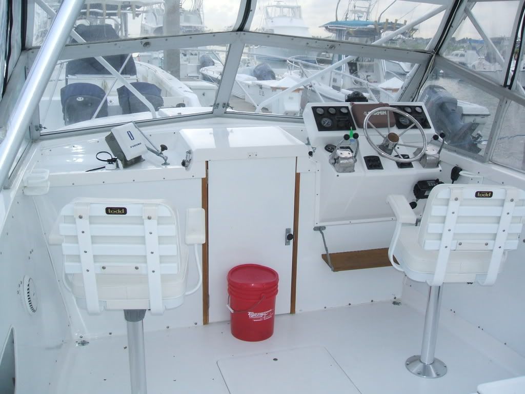 Bertram Moppie 28' w/ diesels REDUCED TO 35,000 (trades considered