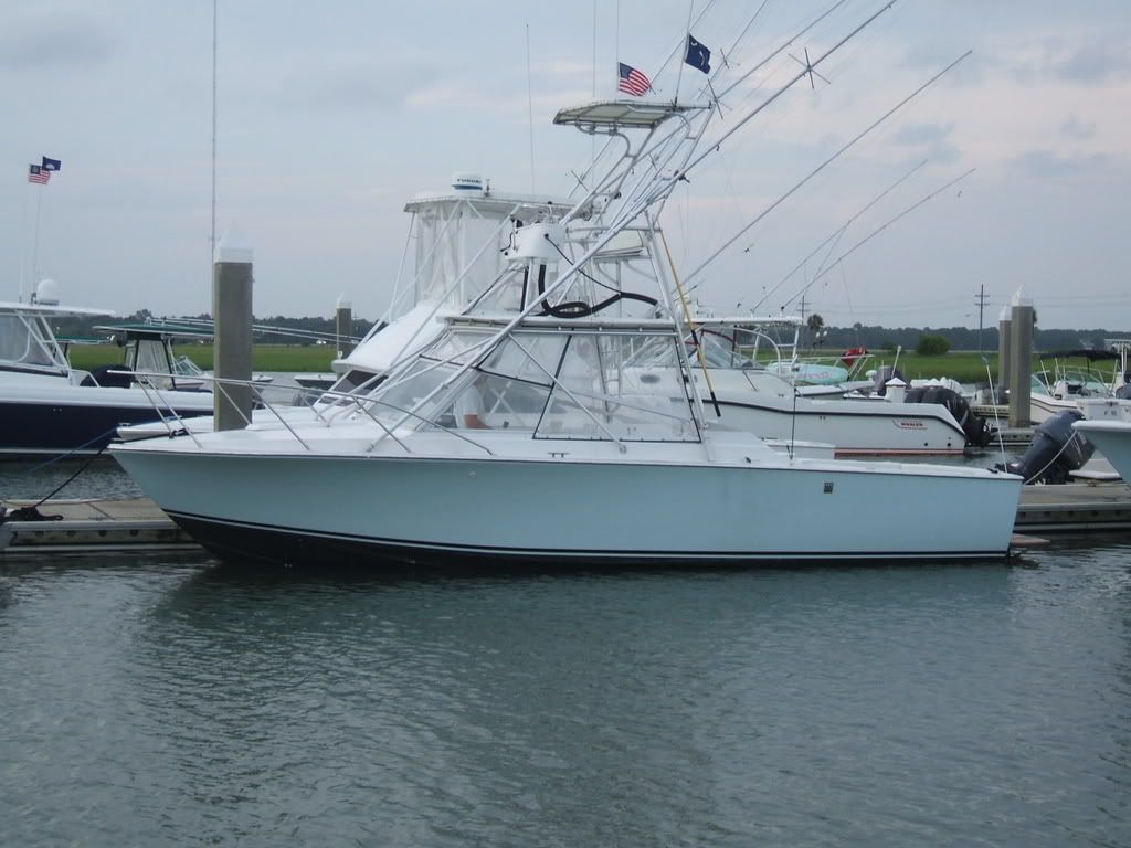 Bertram Moppie 28' w/ diesels REDUCED TO 35,000 (trades considered