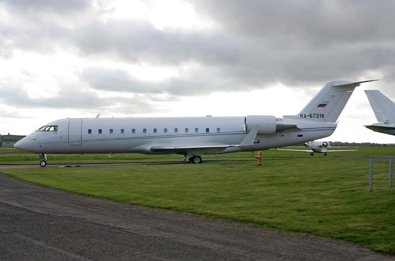 http://i42.photobucket.com/albums/e325/DIRECTANGODELTA/HEATHROW/CRJ-.jpg