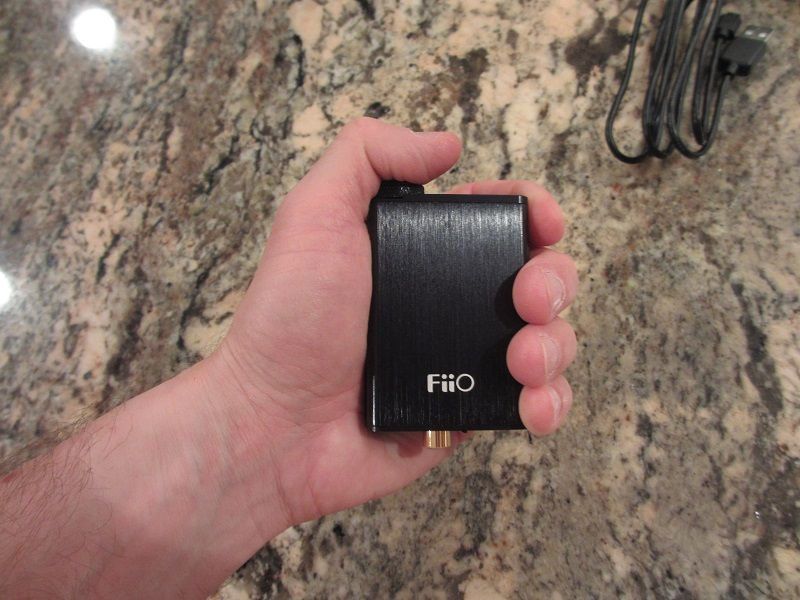 fiio_e10k-11_zps851937f9.jpg