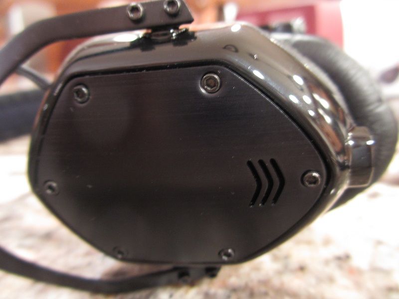 v-moda_m-80-23_zpsc9c39791.jpg