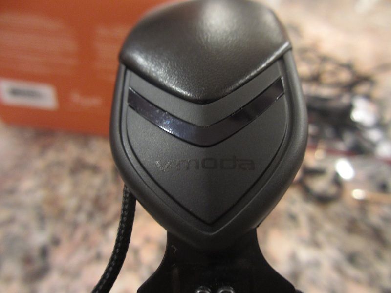 v-moda_m-100-24_zps109c7c16.jpg