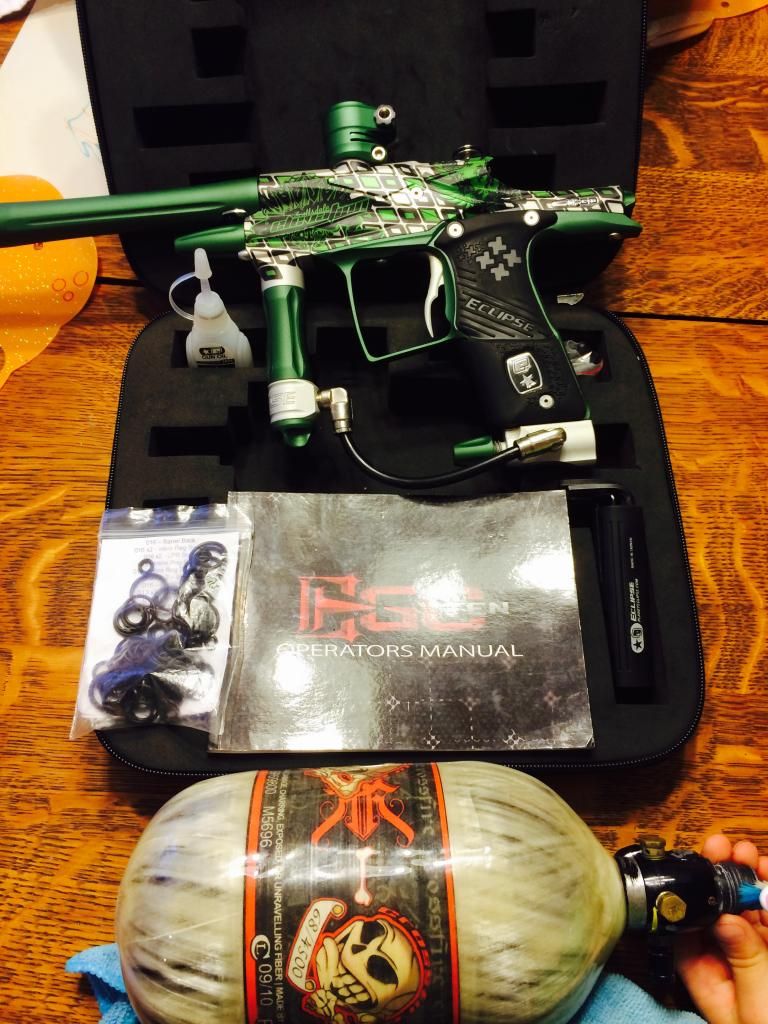 Ego 10 Scottsdale Elevation Paintball Maker + Crossfire 4500 psi Tank