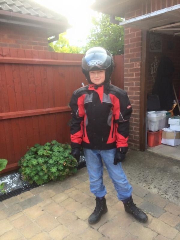 Ready for Action photo 11986996_10156061693870037_6313899824161481974_n.jpg