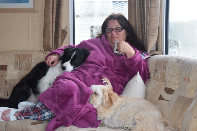 Now that's chillin'! photo DSC_0006_1.jpg