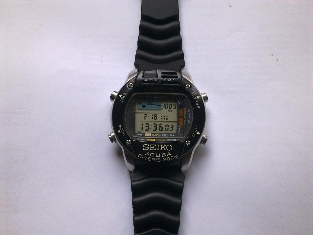 SOLD Seiko M796 5A00 200m dive computer WatchUSeek Watch Forums