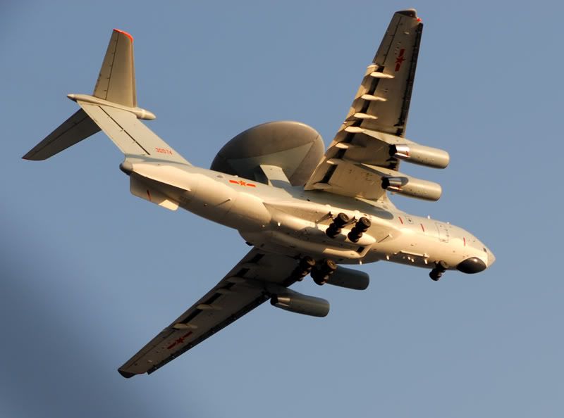 http://i42.photobucket.com/albums/e338/Hyperwarp/Hobbies/Military/PRC/Air/KJ-2000/post-520-1243516165.jpg