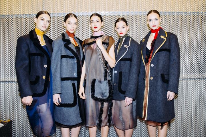 photo prada-rtw-fw2014-backstage-04_175359925508jpg_carousel_parties_zps0b6b9e63.jpg