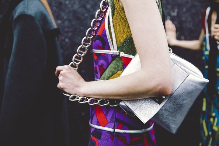 photo prada-rtw-fw2014-backstage-15_175406198145jpg_carousel_parties_zps9adeef34.jpg