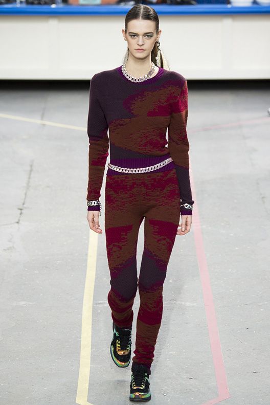 photo la-modella-mafia-Chanel-Fall-2014-runway-4_zps3b7e0188.jpg