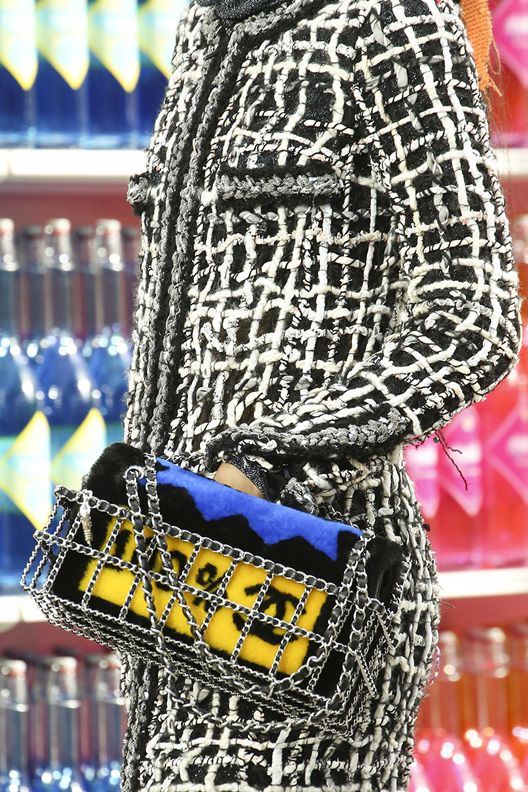 photo la-modella-mafia-Chanel-Fall-2014-runway-5_zps6cf3bd76.jpg