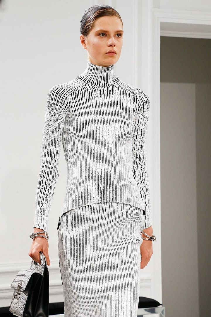 photo Balenciaga-Fall-RTW-20138_zps0c664c2a.jpg