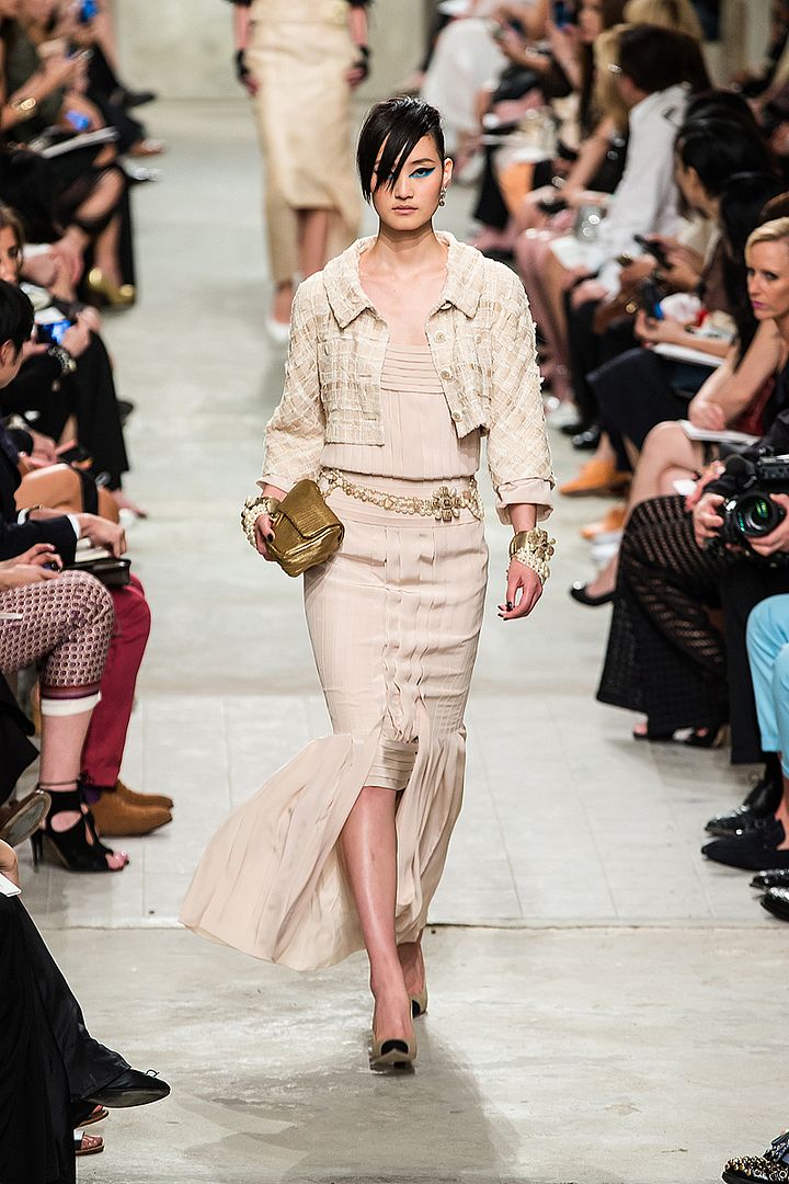 photo chanel-resort2014-runway-39_11342754305_zps2a3db488.jpg