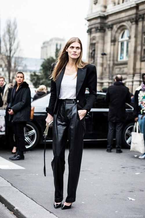 photo la-modella-mafia-1jdi2013-street-style-chic-baggy-black-leather-trousers-and-a-blazer-3_zpsdcb7058e.jpg