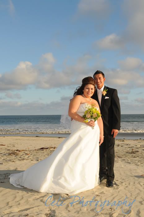 san diego wedding photographer,Breakers Beach Weddings,island club coronado,San Diego Wedding Photographer,Beach Weddings,Wedding Dress