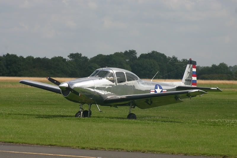 http://i42.photobucket.com/albums/e344/hbn/Leic%20warbird/LAC008.jpg