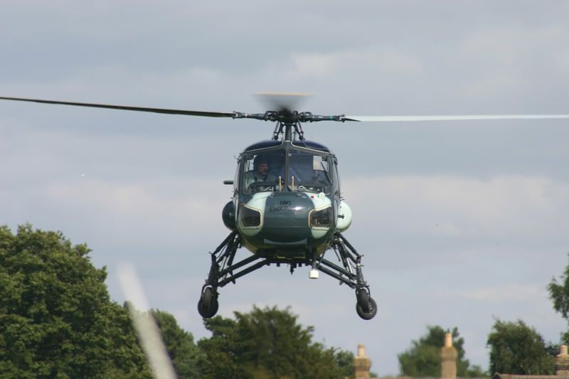 http://i42.photobucket.com/albums/e344/hbn/shuttleworth%20august%20mil/SH190.jpg