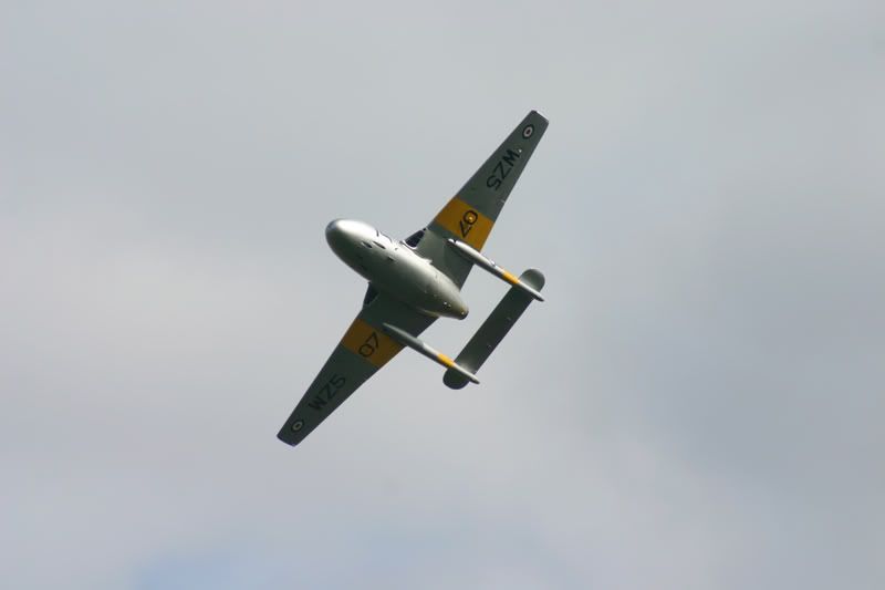 http://i42.photobucket.com/albums/e344/hbn/shuttleworth%20august%20mil/SH193.jpg