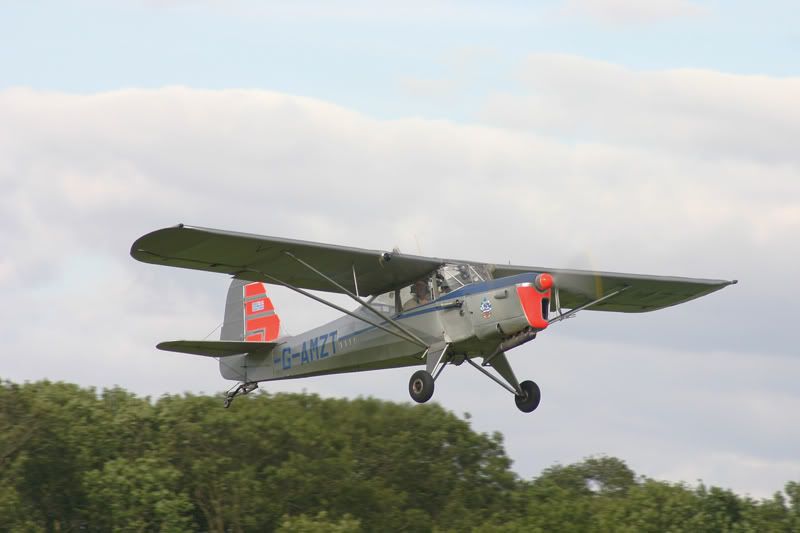 http://i42.photobucket.com/albums/e344/hbn/shuttleworth%20august%20mil/SH301.jpg