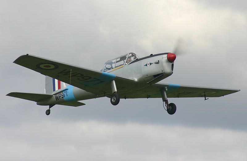 http://i42.photobucket.com/albums/e344/hbn/shuttleworth%20august%20mil/SH307.jpg
