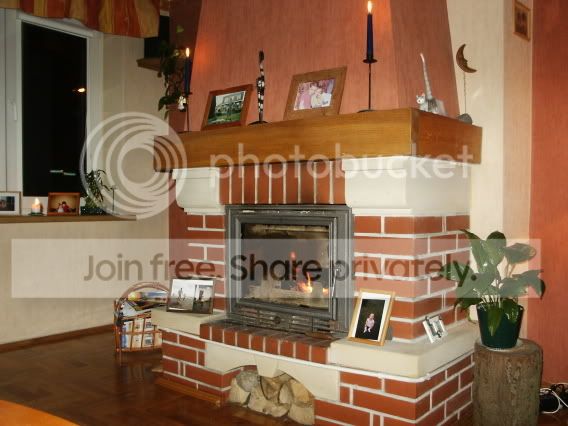 https://i42.photobucket.com/albums/e322/Lippol/32bd56b0.jpg