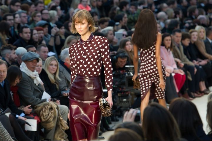poisepolish.: LFW: Trench kisses from Burberry Fall 2013